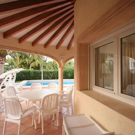 Vila Belvilla By Oyo Somontes